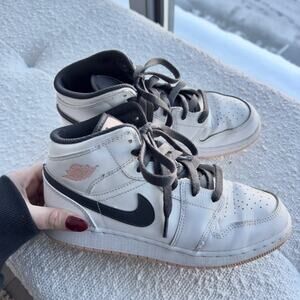 Nike Air Jordan 1 Mid GS Artic Orange Pink Size 5.5Y